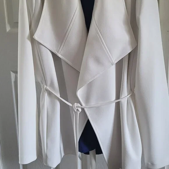Joseph Ribkoff White Blazer - Picture 4 of 9